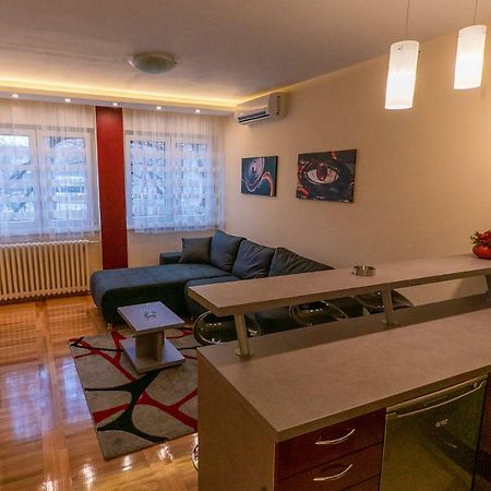 Burgundy Apartment Belgrade Luaran gambar
